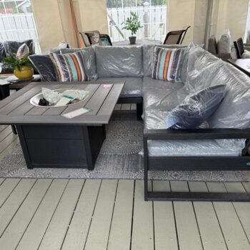 Edge Sectional by Polywood